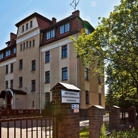 Ds Cztery Pory Roku Hostel Gdańsk Exterior foto