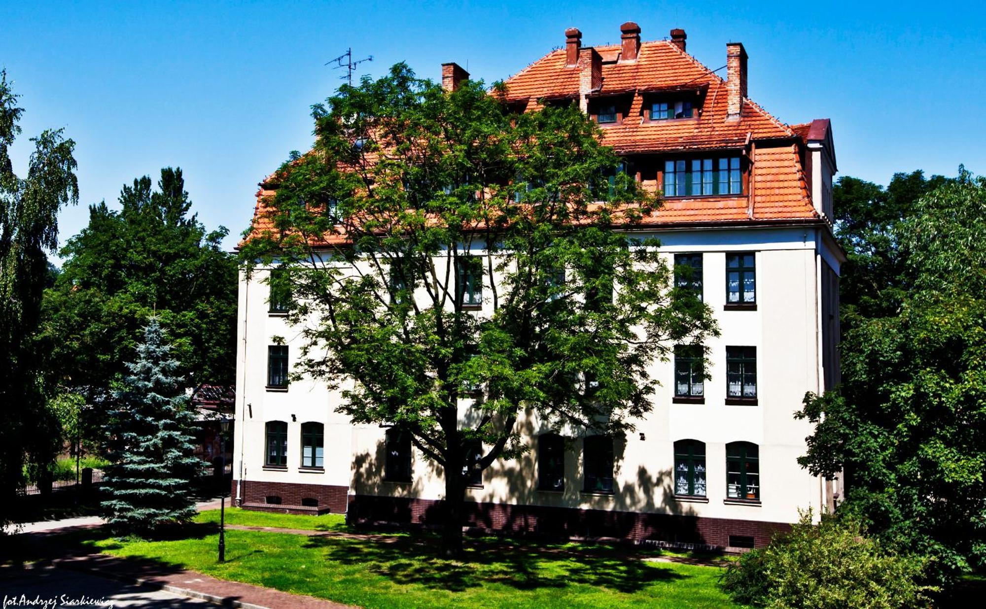 Ds Cztery Pory Roku Hostel Gdańsk Exterior foto